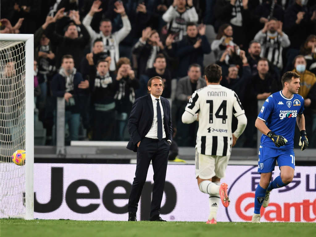 平局专家再救主却遭嘘声,尤文能克曼城却拿不下意甲垫底队 平局专家再救主却遭嘘声,尤文能克曼城却拿不下意甲垫底队